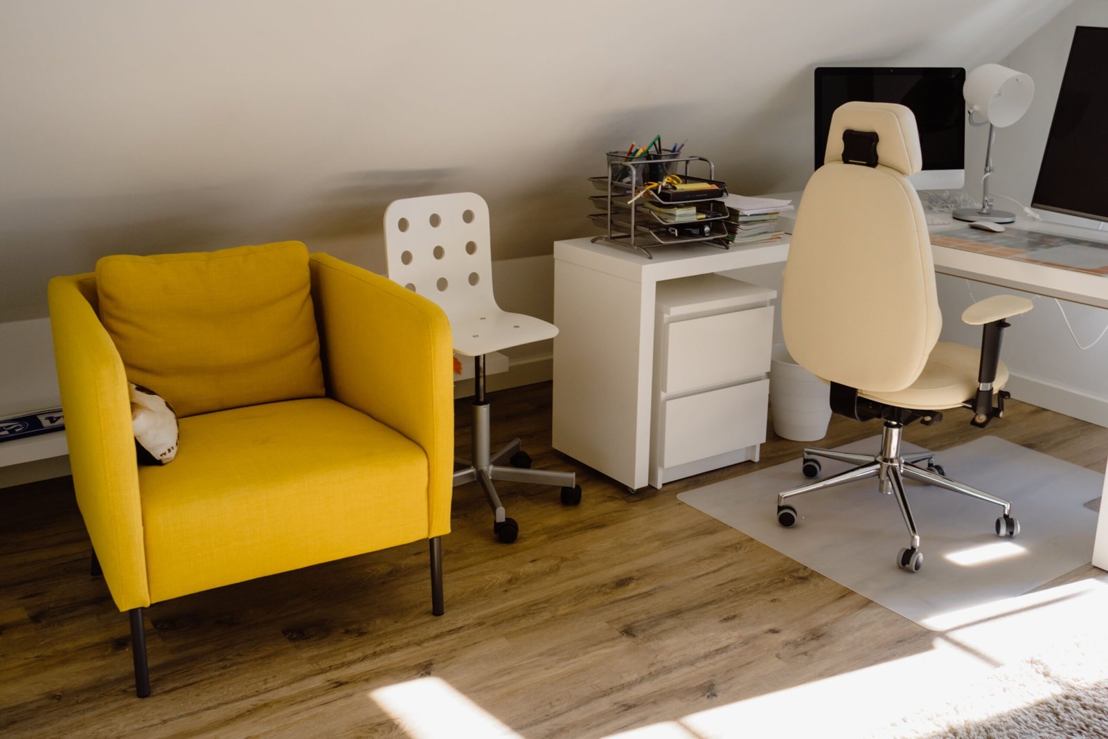 Comment créer un bureau professionnel confortable sans exploser son budget